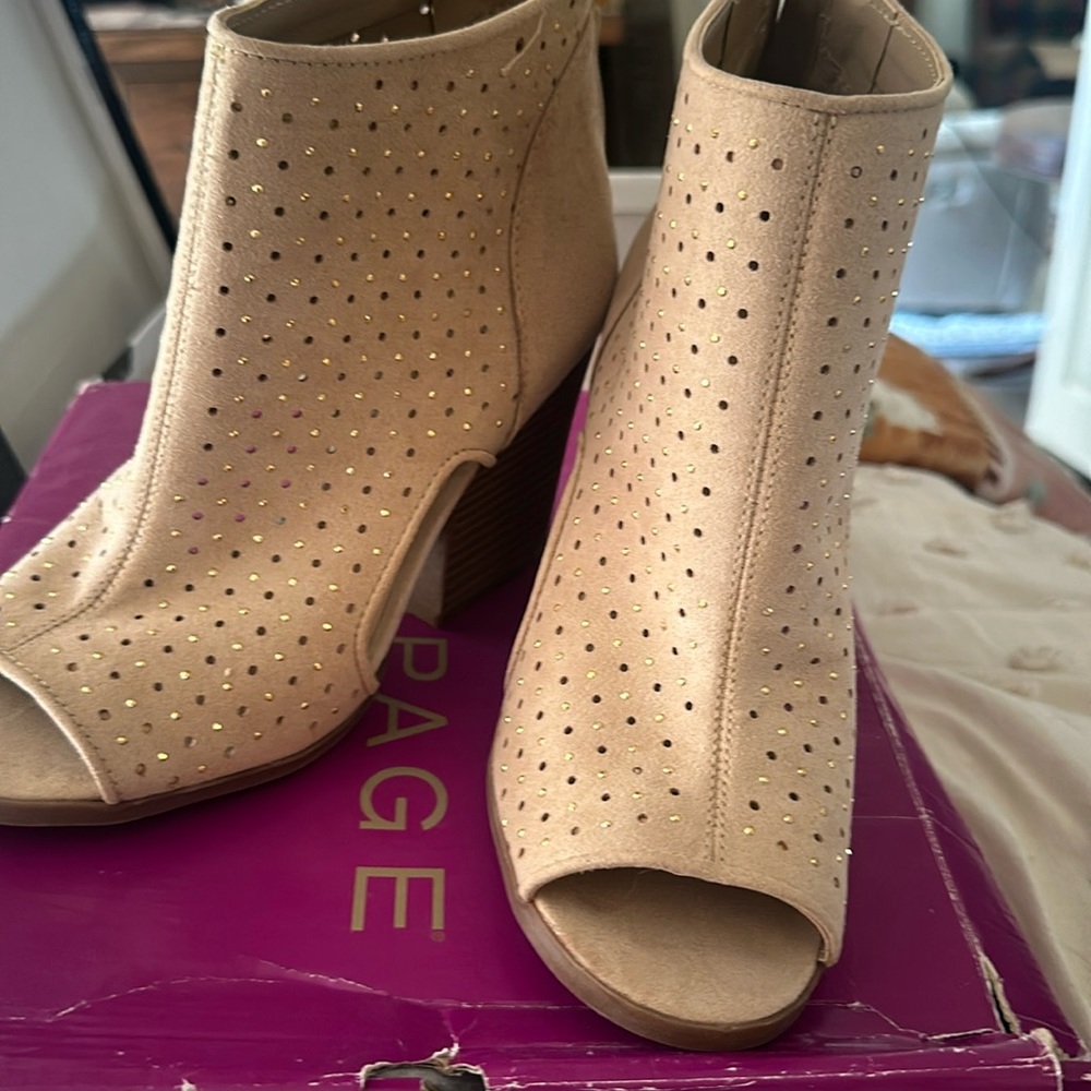 Rampage booties never worn brand new with tags